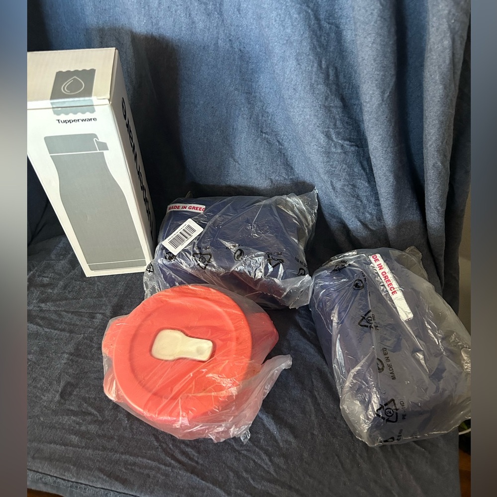 Tupperware Set with Coral soup cup and Navy Containers - Picture 2 of 11